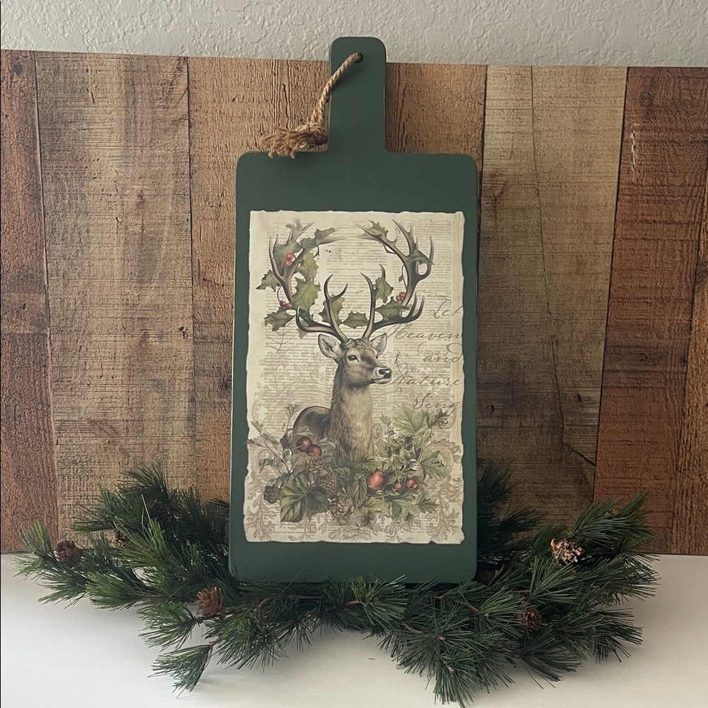 Decorative Green Deer Cutting Board Riser